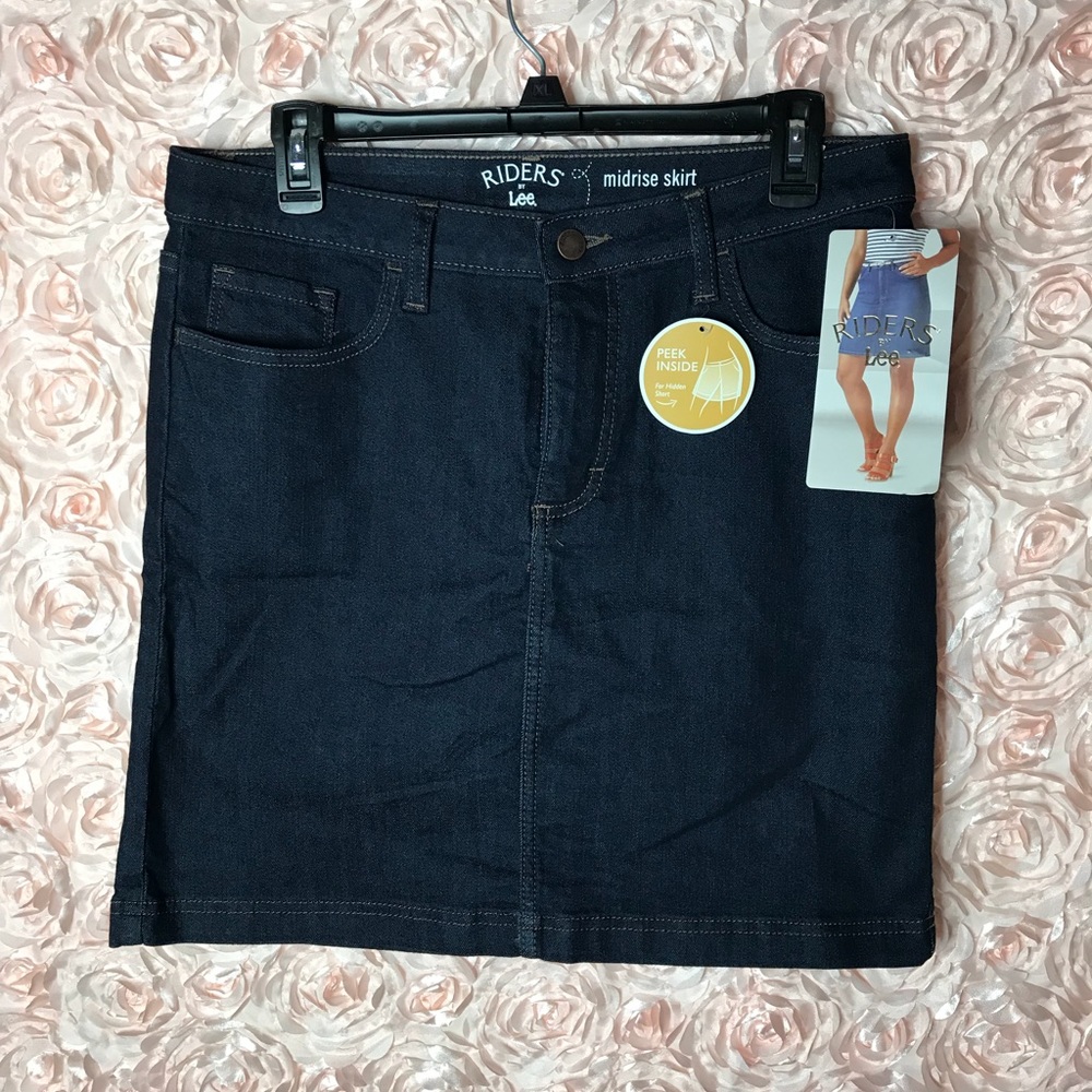 Lee mini skirt
